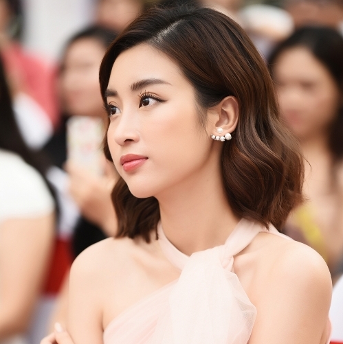 Những nàng hậu trở thành MC truyền hình danh giá