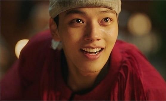lee se young dep khong thua han hyo joo trong the man who became king