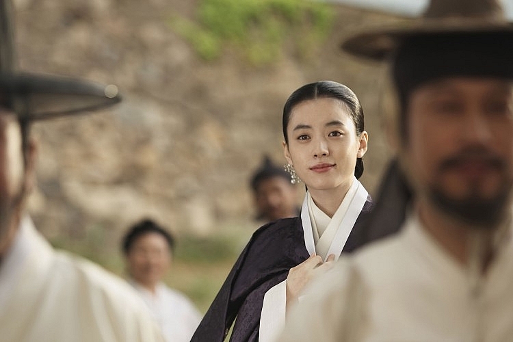 lee se young dep khong thua han hyo joo trong the man who became king