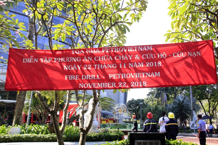 dien tap chua chay tai toa nha petrovietnam tai tp hcm