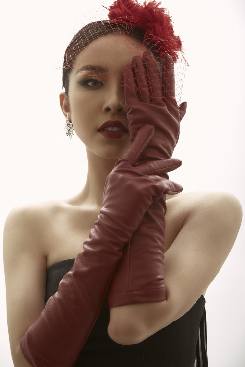 Á hậu Thúy An đẹp quyến rũ trước thềm Miss Intercontinental 2019