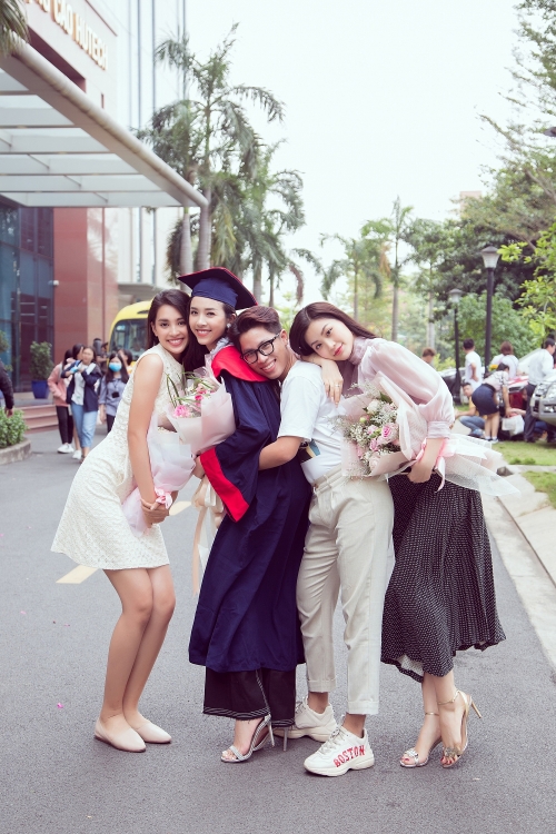 Á hậu Thúy An tốt nghiệp cử nhân trước thềm Miss Intercontinental