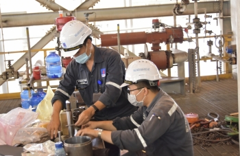 Hoàn thành “mục tiêu kép” nhờ tích cực học tập và làm theo Bác