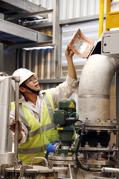 can canh xuong ufc85 truoc ngay khanh thanh