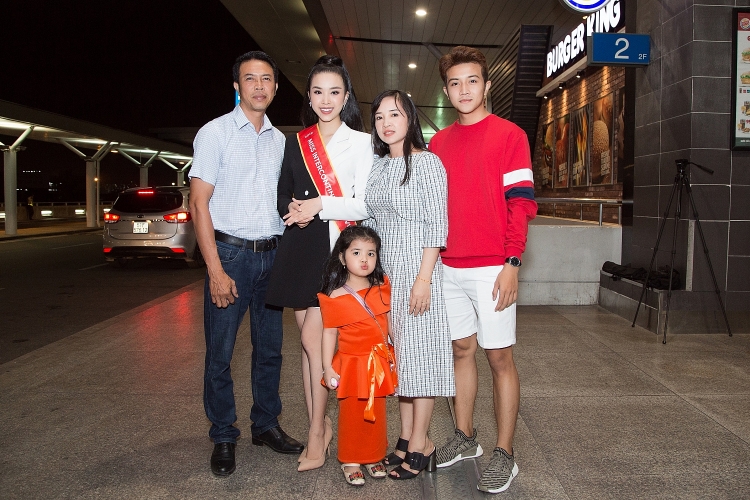 Á hậu Thuý An chính thức lên đường sang Ai Cập dự thi Miss Intercontinental