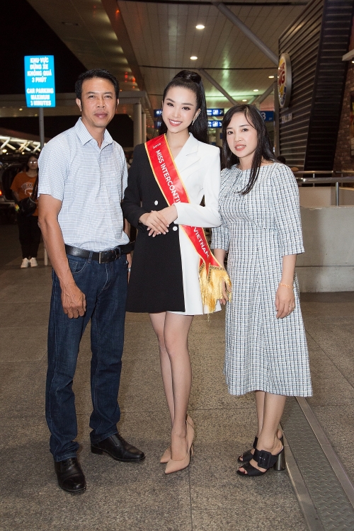 Á hậu Thuý An chính thức lên đường sang Ai Cập dự thi Miss Intercontinental