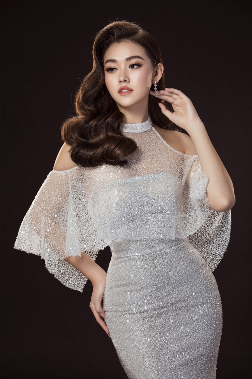Á hậu Tường San bất ngờ “ẵm” thành tích mới hậu Miss International 2019