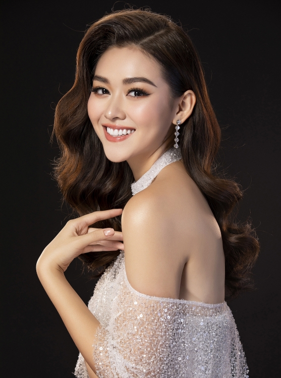 Á hậu Tường San bất ngờ “ẵm” thành tích mới hậu Miss International 2019