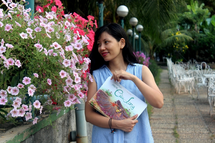 sach nguoi me song hong van hoa bac bo qua loi ke cua song