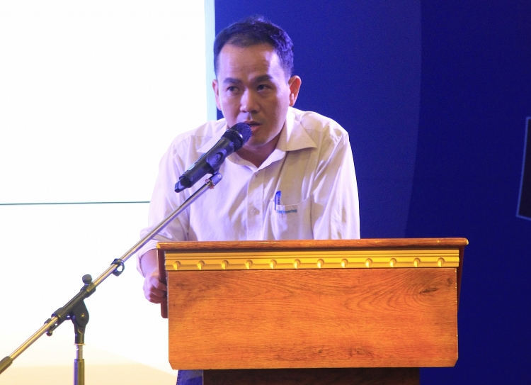 tap the pve doan ket dong long de cung nhau vuot qua kho khan
