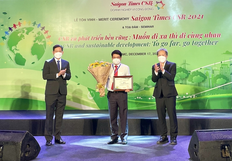 PVFCCo nhận vinh danh “Doanh nghiệp vì cộng đồng” năm 2021