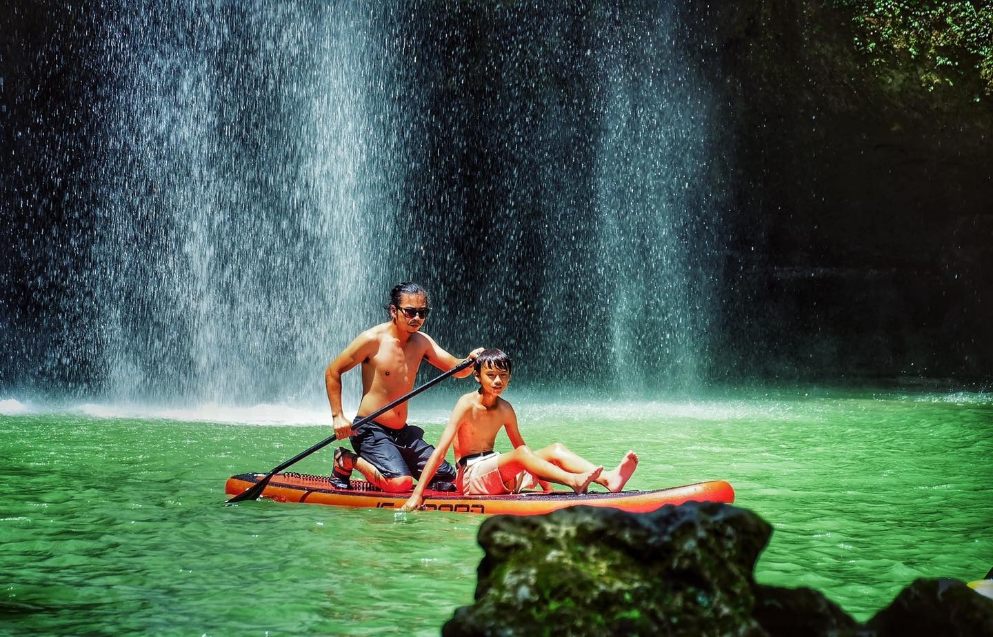 SUP rowing - A new experience on Moc Chau plateau