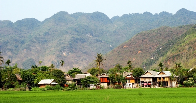 The beauty of the ancient villages of Mai Chau - Hoa Binh