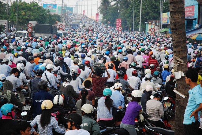 Dân số Việt Nam tăng gần 1 triệu người