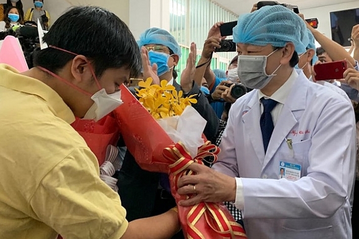 Bệnh nhân mắc Corona xuất viện có bị tái phát?