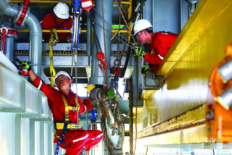 chi bo bao nang luong moi lam tot vai tro cua co quan ngon luan nganh dau khi