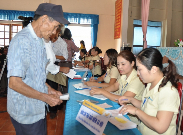 nam 2019 chi tieu bao phu bhxh phai dat 323