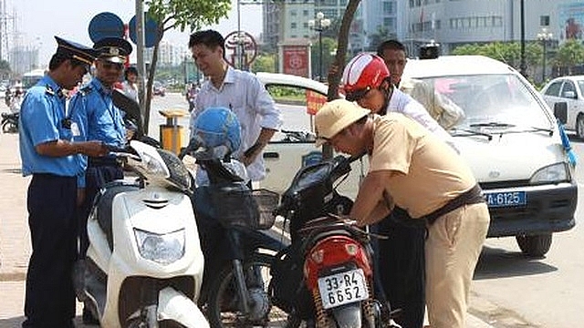 2 nam xu phat hon 5100 ty dong vi pham giao thong duong sat va duong bo