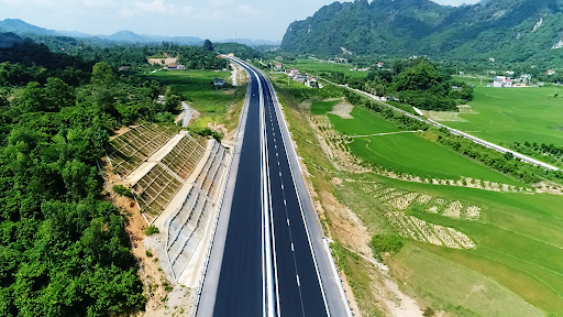 vi sao dau tu cong lai la cu hich cho nen kinh te