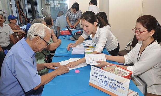 tang tuoi nghi huu can co su dieu chinh phu hop