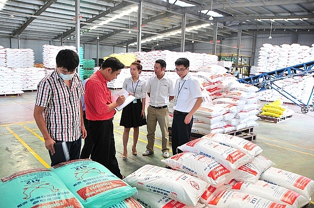 chi 16 ty usd nhap khau thuc an chan nuoi va nguyen lieu