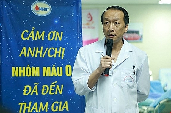 vien huyet hoc truyen mau trung uong tiep nhan hon 900 don vi mau