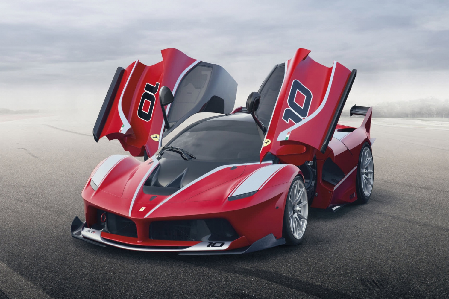 Chuyển sang xe điện, thách thức và cơ hội của dòng xe Ferrari Chuyển sang xe điện, thách thức và cơ hội của dòng xe Ferrari