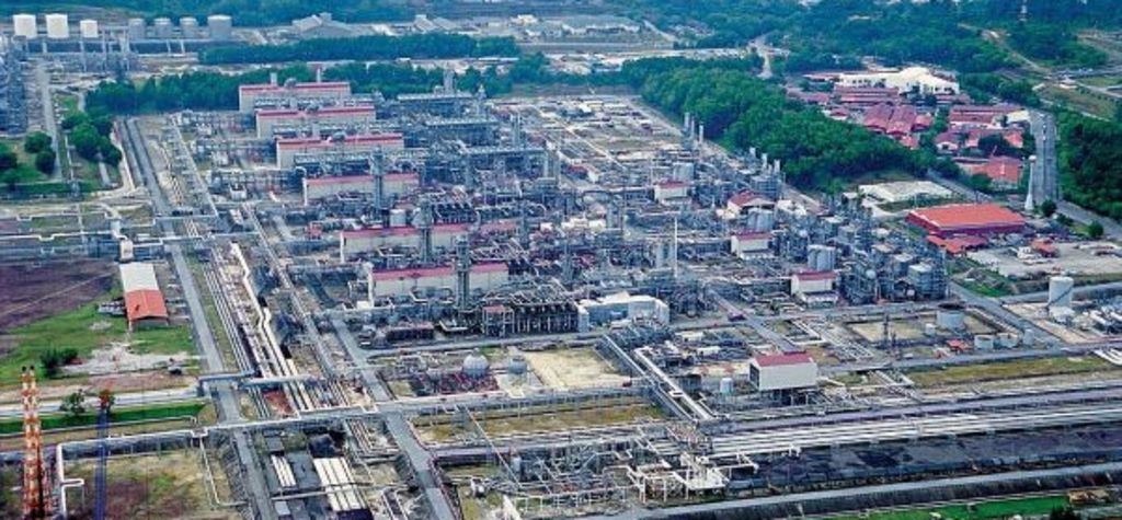 Trong bối cảnh nguồn cung thắt chặt, Petronas tuyên bố bất khả kháng đối với dự án LNG lớn nhất thế giới