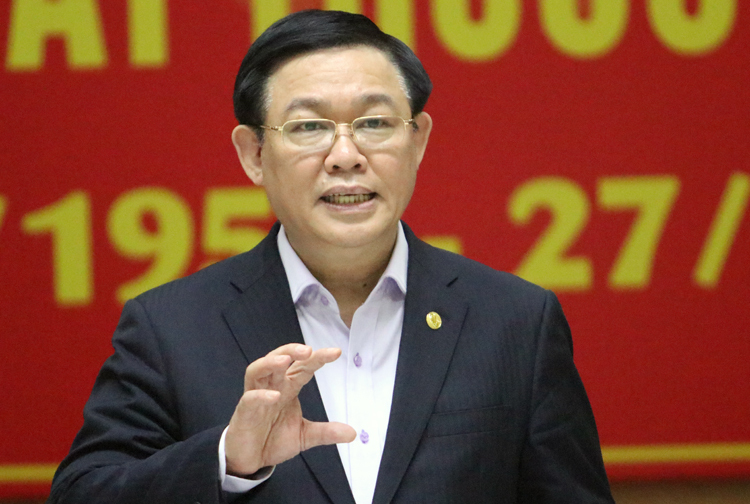 Bí thư Hà Nội: 'Nghiên cứu phương án cách ly cả khu phố'