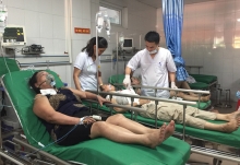 long an chay lon o cong ty san xuat hop xop