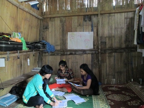 Hỗ trợ tiền ăn, nhà ở cho học sinh THPT vùng khó khăn