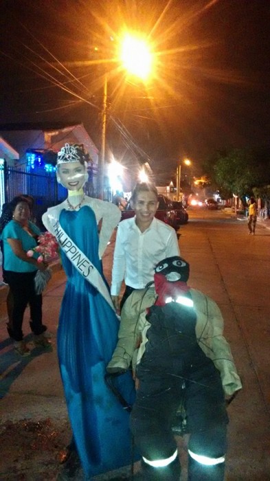 dan colombia dot hinh nom hoa hau philippines