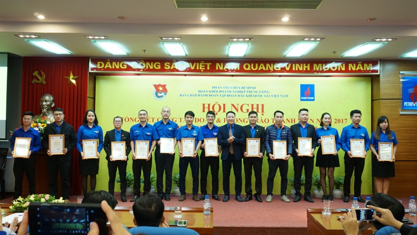 tuoi tre dau khi ban linh tien phong gop phan phat trien tap doan ben vung