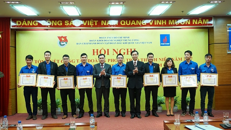 tuoi tre dau khi ban linh tien phong gop phan phat trien tap doan ben vung