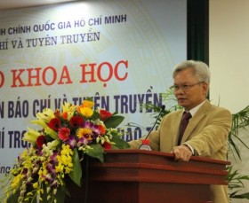 Đào tạo báo chí: Phải vừa dạy người, vừa dạy nghề