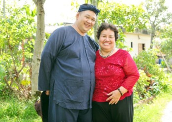 Mẹ Minh Béo sang Mỹ mong giúp con thoát tội