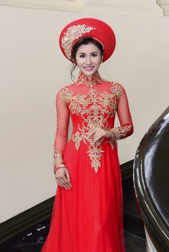 nguyet anh lan dau lo dien sau dam cuoi voi chong an do