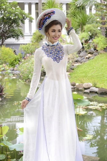nguyet anh lan dau lo dien sau dam cuoi voi chong an do
