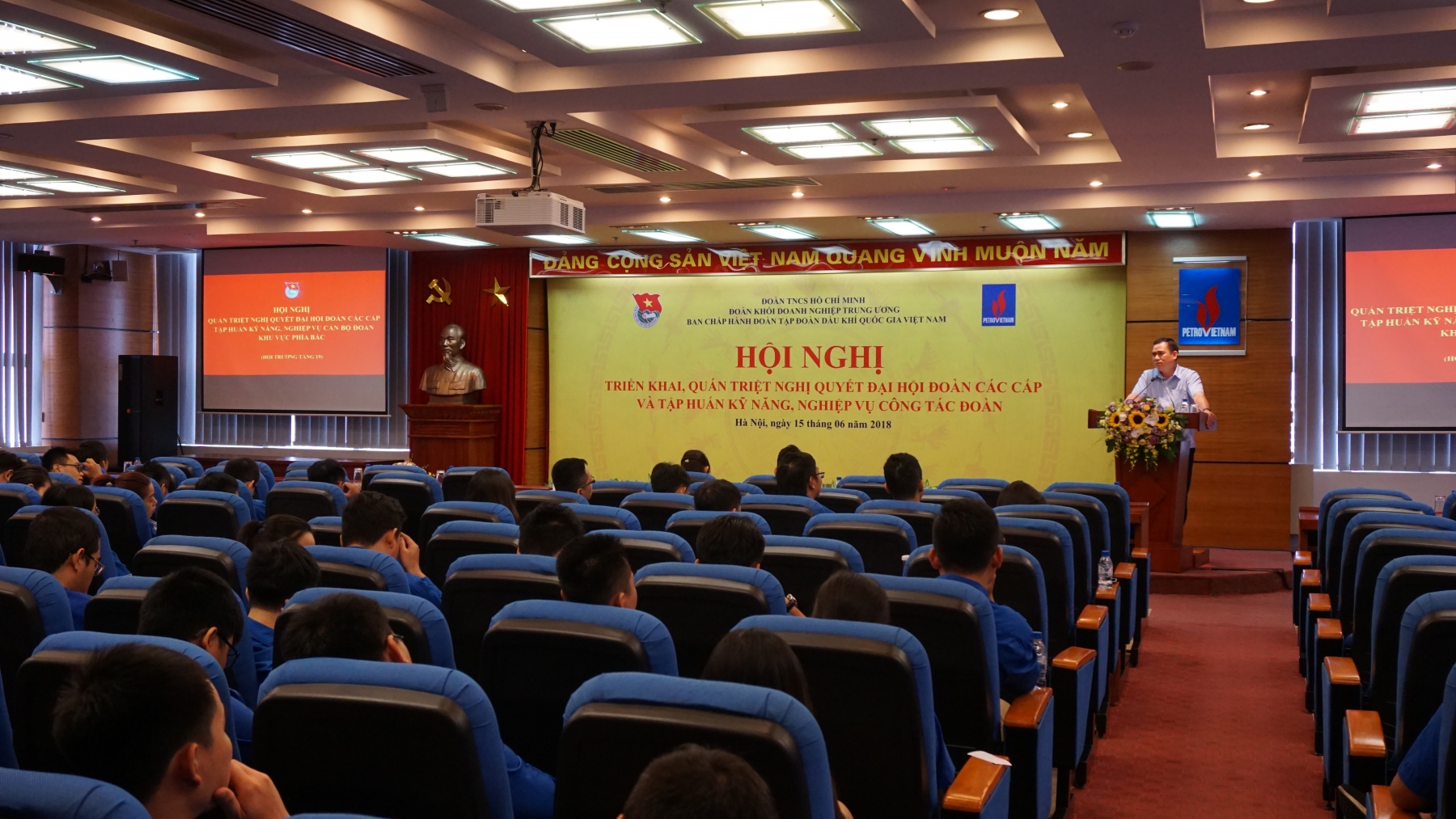 hoc tap quan triet nghi quyet dai hoi doan cac cap khu vuc phia bac