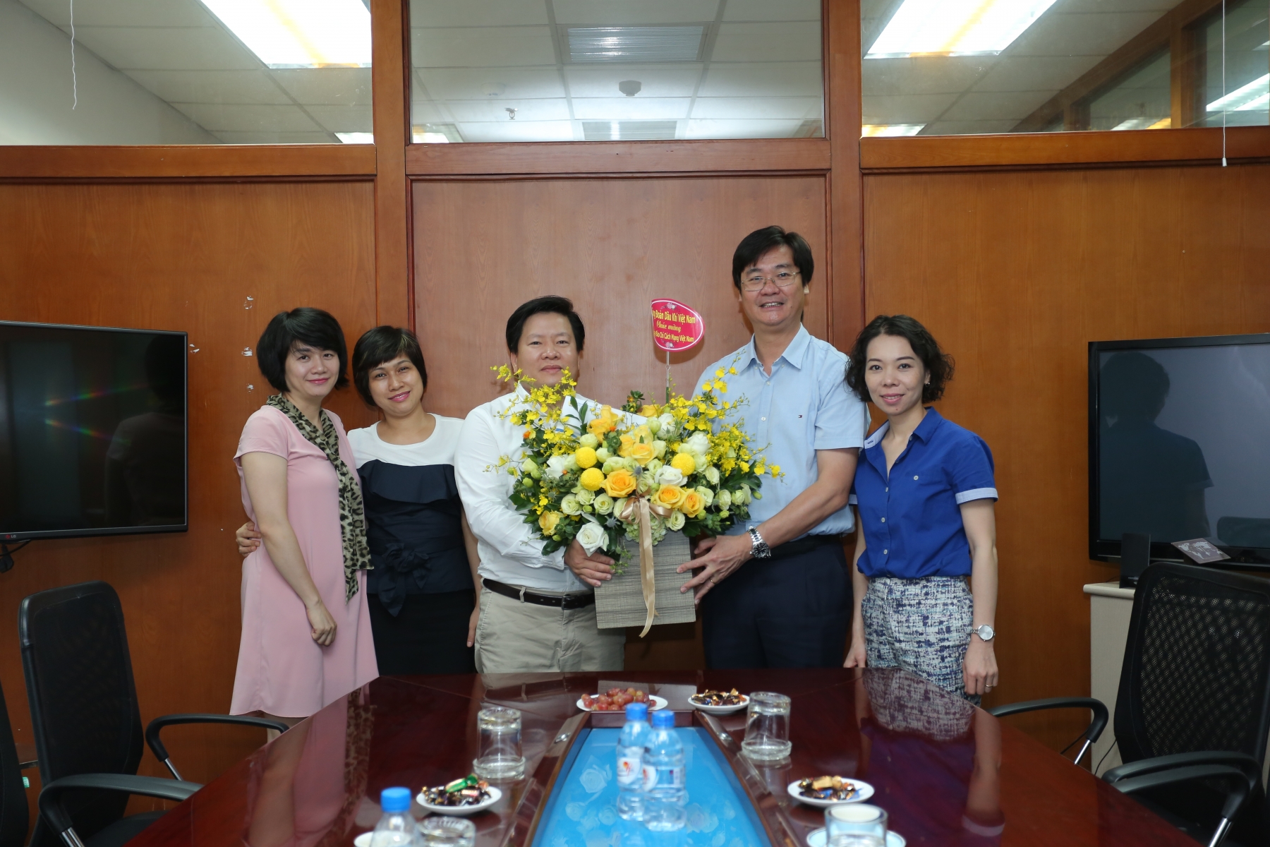 cong doan dau khi viet nam chuc mung bao nang luong moi