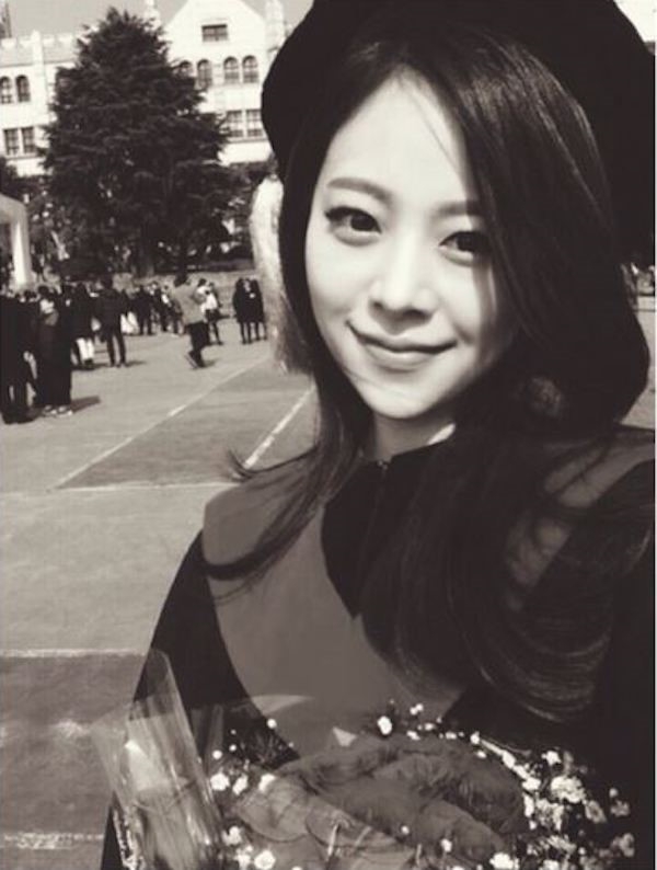 nhung bi an ve ngoi sao dao hoa son heung min