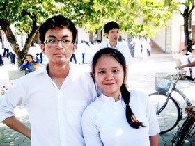 Thủ khoa 30 điểm: "Em đã đánh liều với tương lai!"