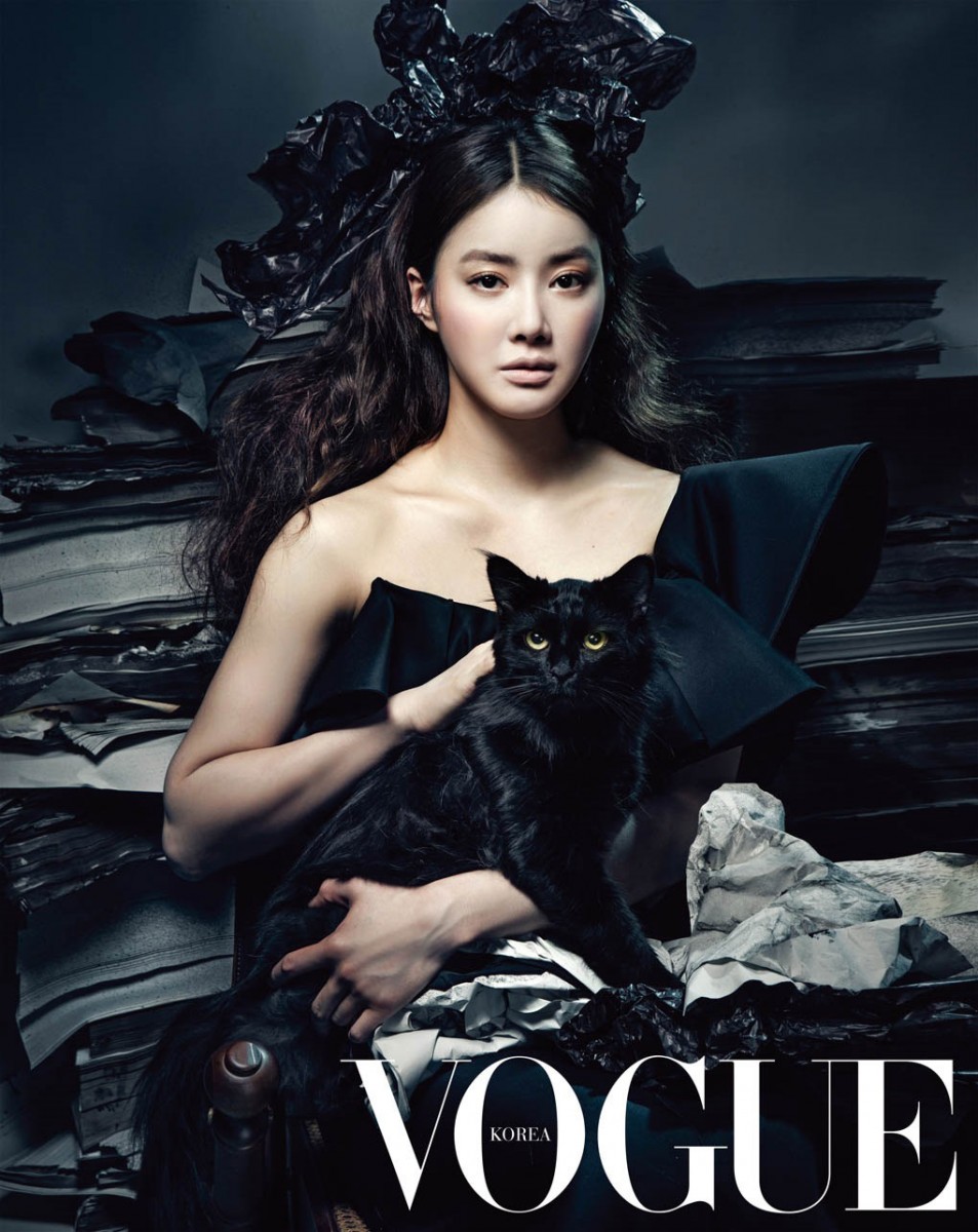 Diễn viên Lee Si Young