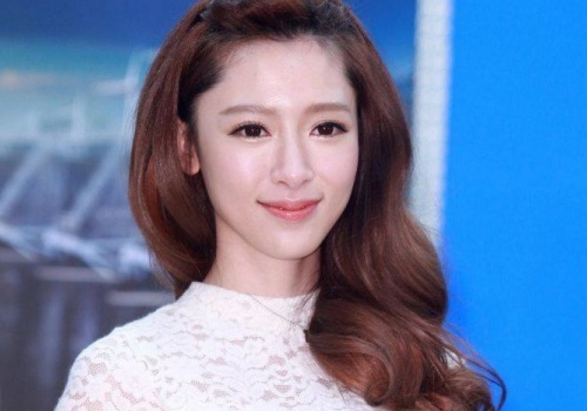 Thêm một diễn viên tự sát