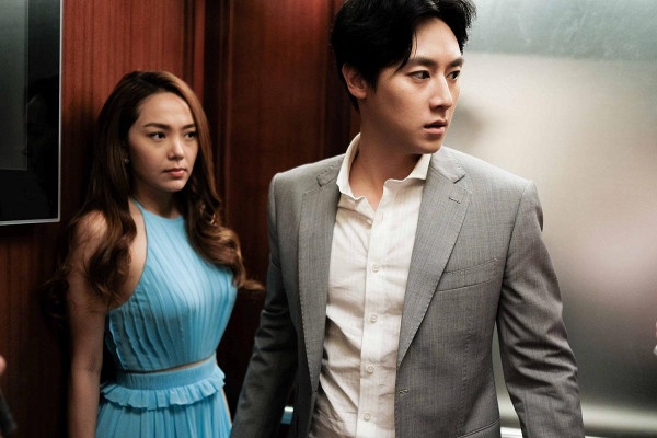 Rocker Nguyễn trình làng ca khúc của phim “Sắc đẹp ngàn cân”