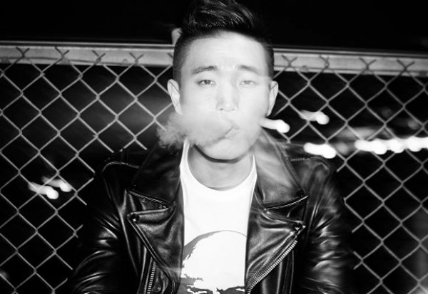 ca-si-noi-tieng-han-quoc-lo-clip-nong-8