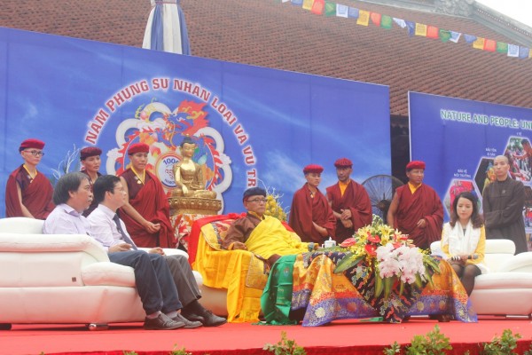 thien nhien con nguoi mot the gioi