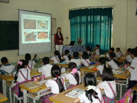 “Đọc - chép” sang “chiếu - chép”: Bình mới rượu cũ!