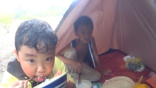 cac be tranh cai vi thieu luong thuc