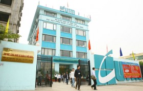 Đề nghị hai trường Đại học chấm dứt hoạt động